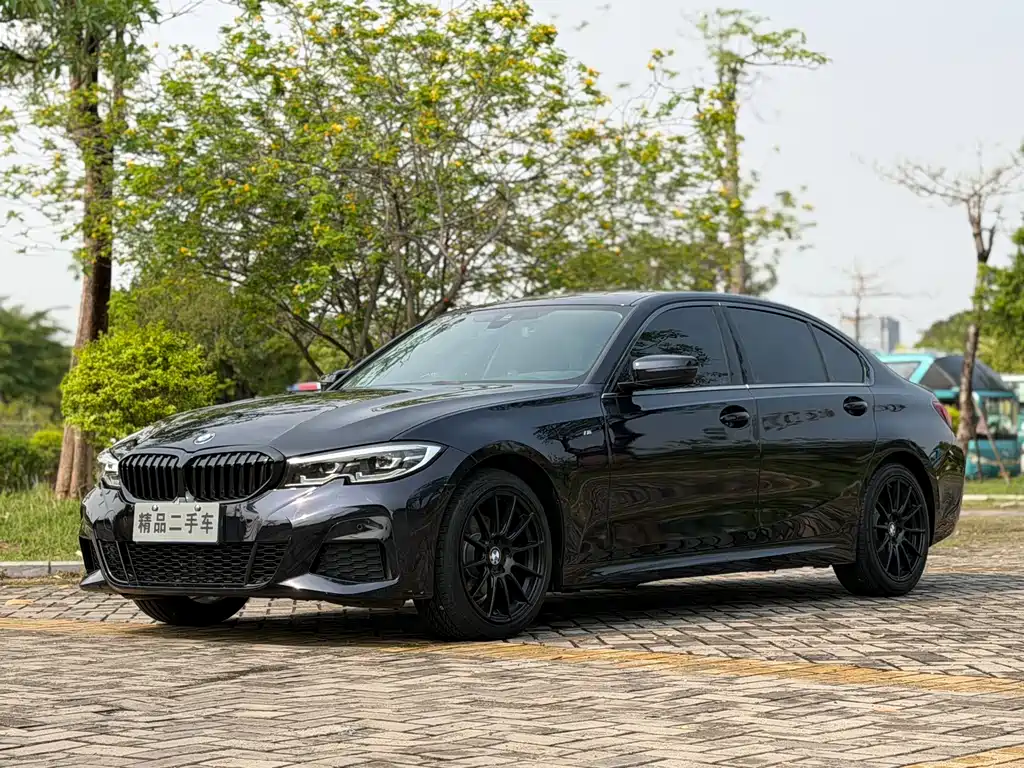 BMW 3 Series 2021