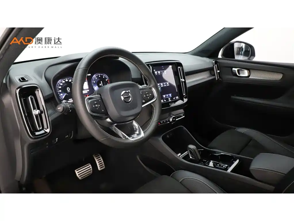 Volvo XC40 — миниатюра 6