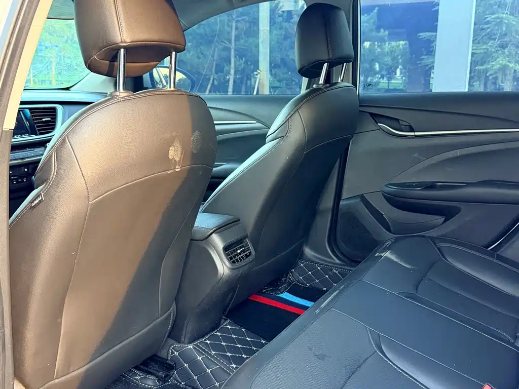 Buick Excelle — миниатюра 8
