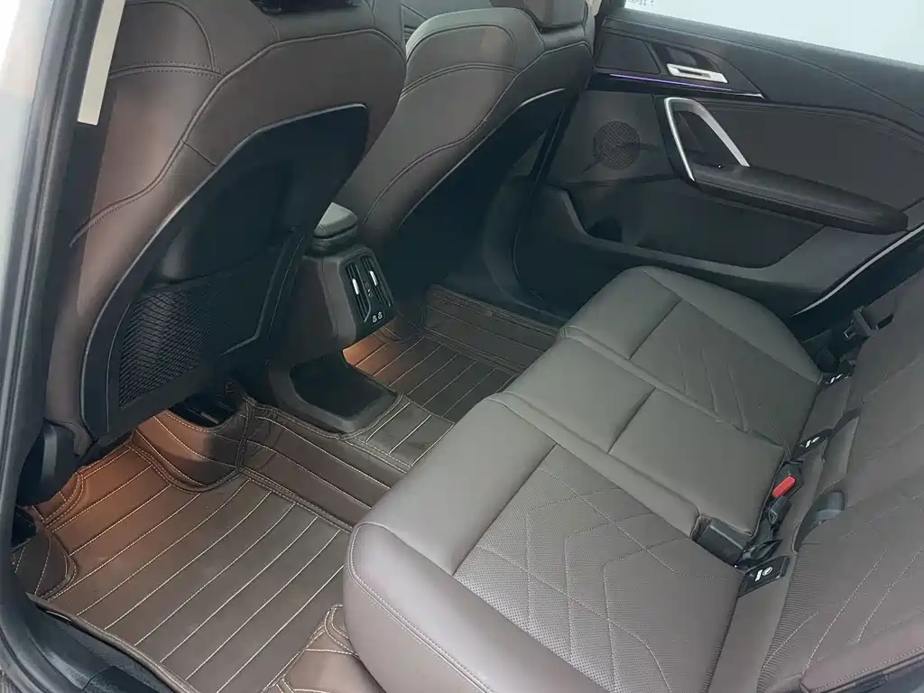 BMW X1 — миниатюра 19