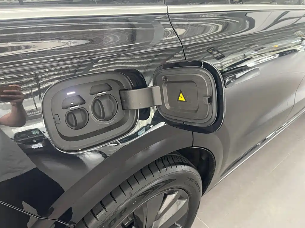 Li Auto Li L6 — миниатюра 10