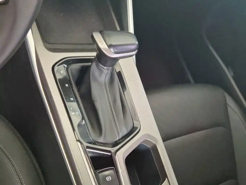 Geely Emgrand — миниатюра 5