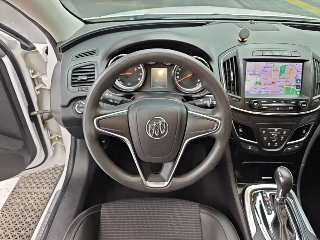 Buick Regal — миниатюра 11