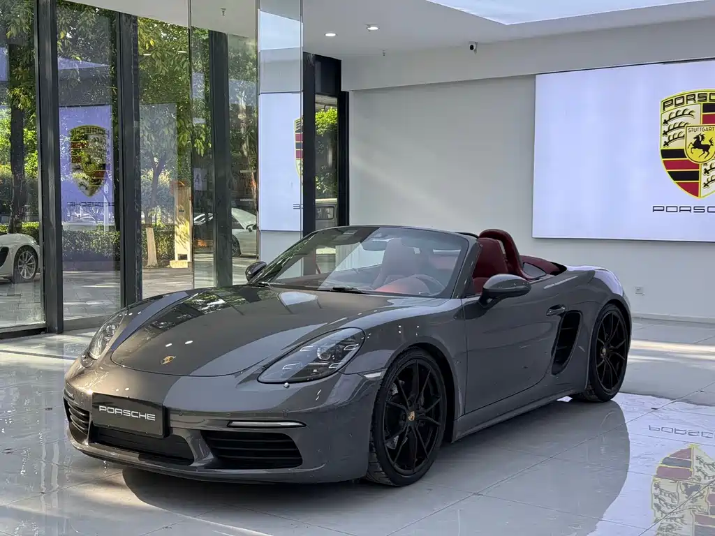Купить Porsche 718