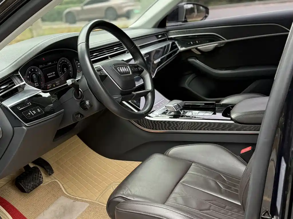 Audi A8 — миниатюра 5