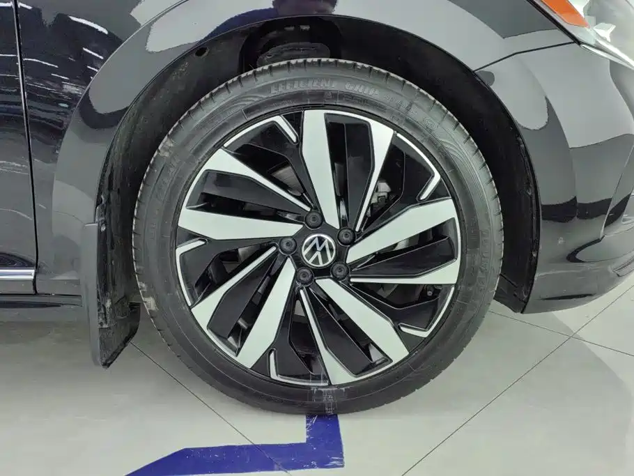 Volkswagen Passat — миниатюра 6