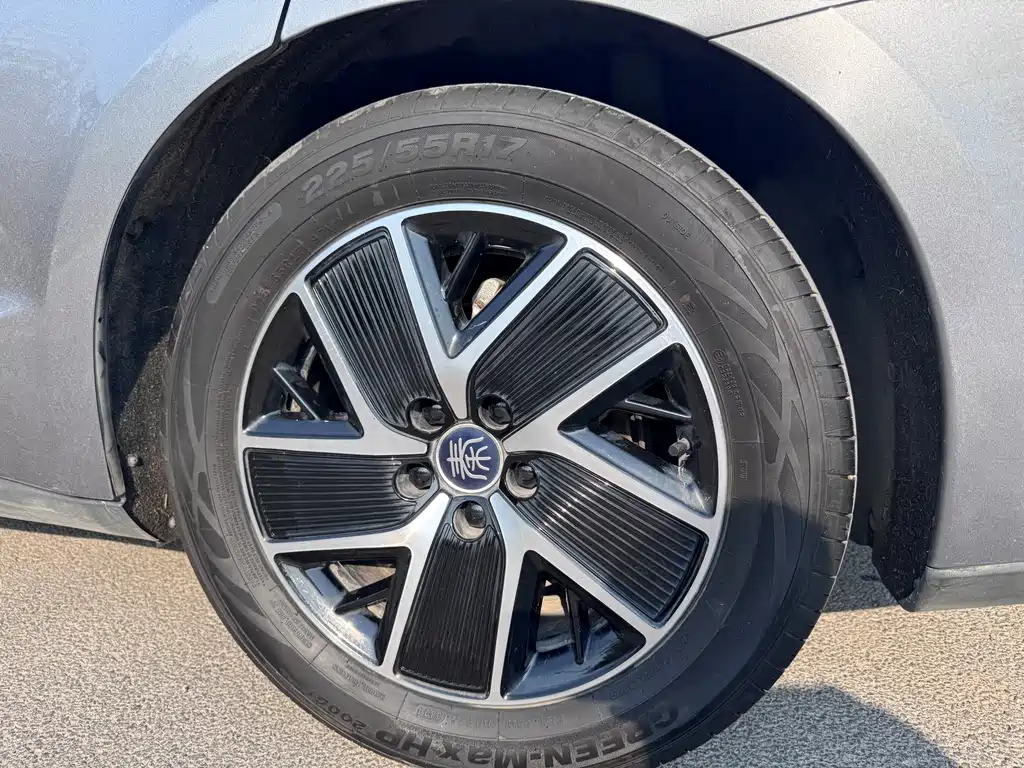 BYD Qin L — миниатюра 20