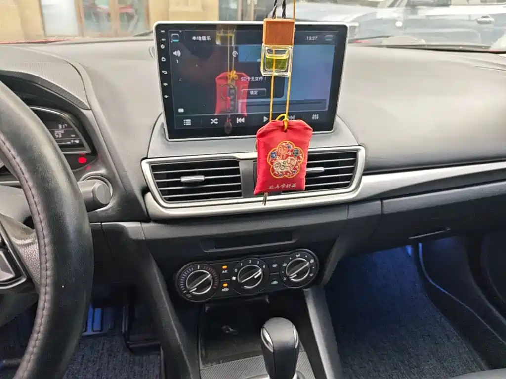Mazda 3 Axela — миниатюра 13