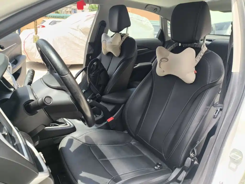 Buick Excelle — миниатюра 16