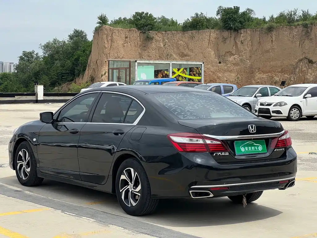 Honda Accord 2016 2.0L Elite