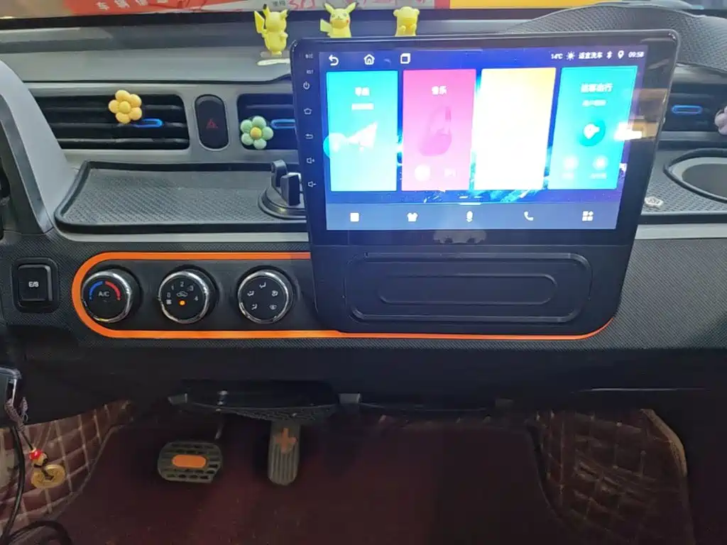 Wuling MINIEV — миниатюра 13