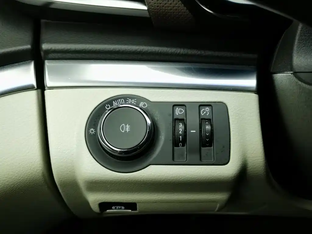 Buick GL8 — миниатюра 21