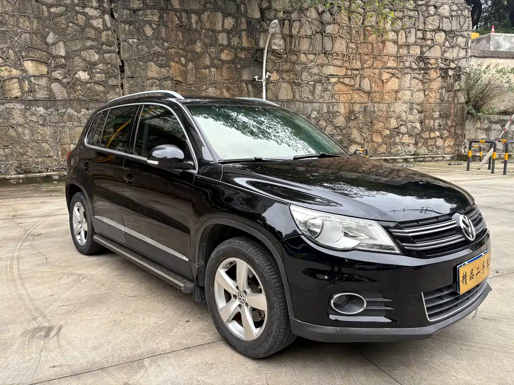 Volkswagen Tiguan — миниатюра 2