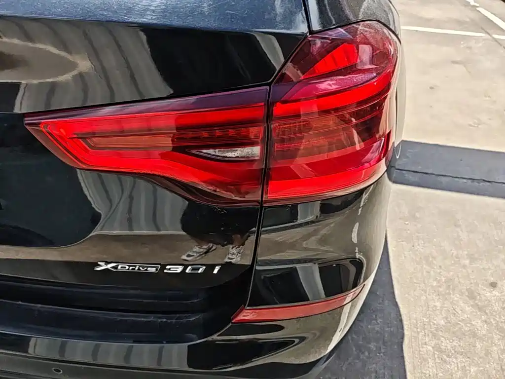 BMW X3 — миниатюра 24