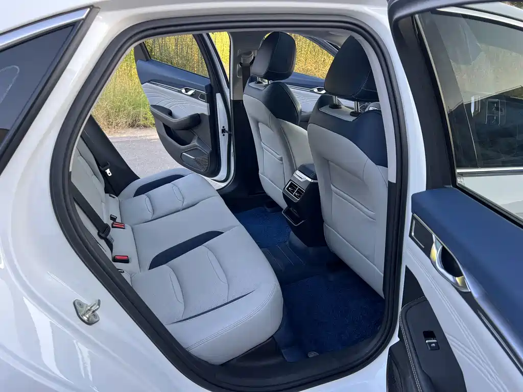 Geely Xingrui — миниатюра 15
