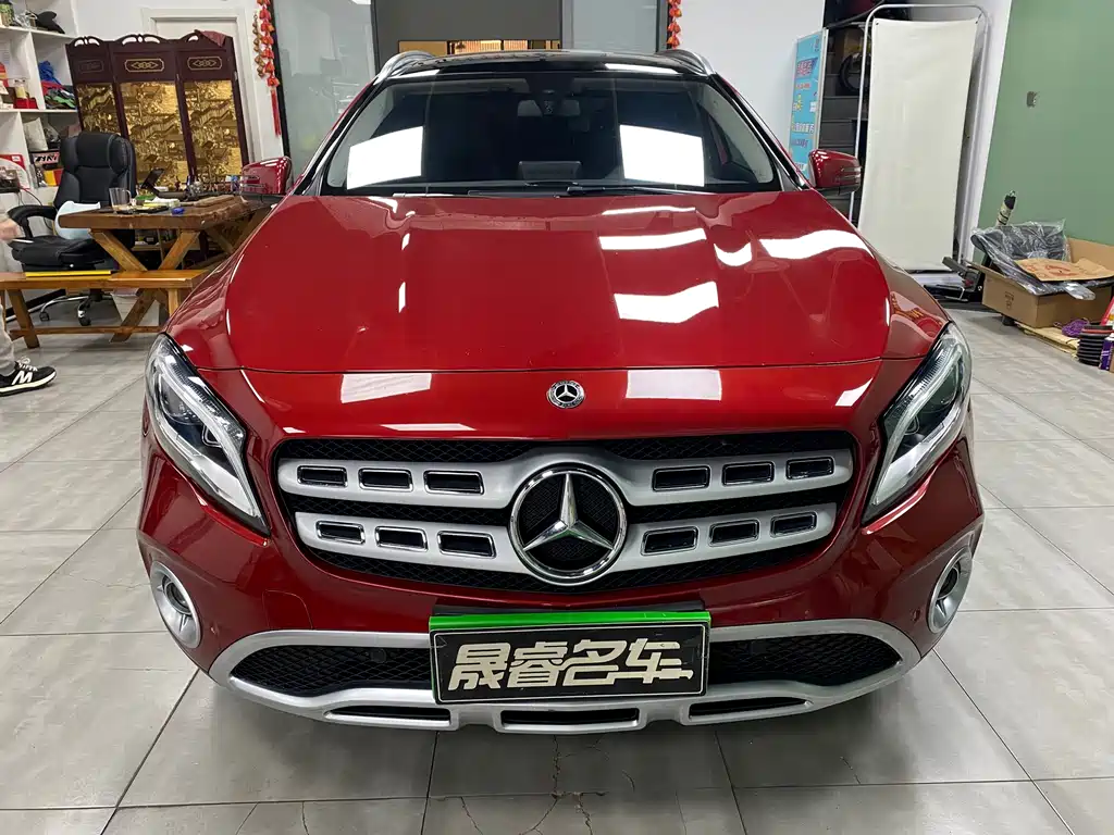 Mercedes-Benz GLA 2017 GLA 220 4MATIC Fashion