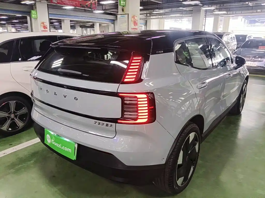 Volvo EX30 — миниатюра 7