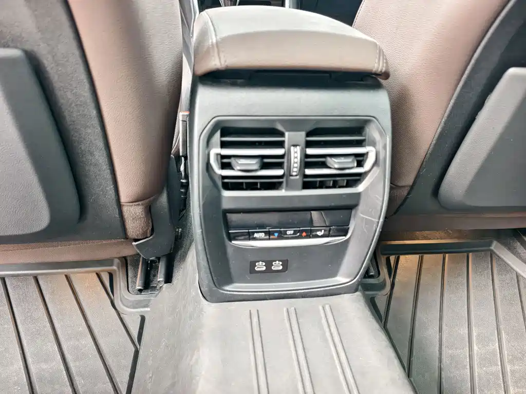 BMW 3 Series — миниатюра 12