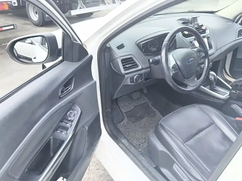 Ford Escort — миниатюра 21