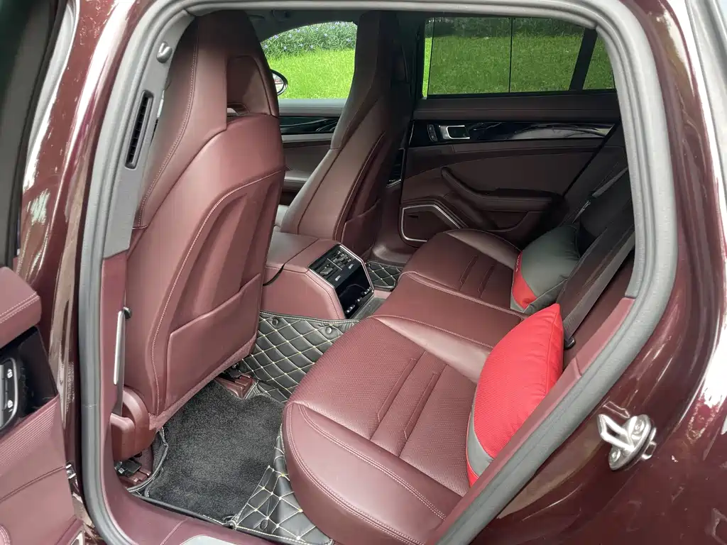 Porsche Panamera — миниатюра 9