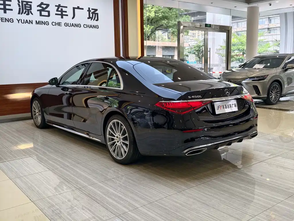 Mercedes-Benz S-Class — миниатюра 31