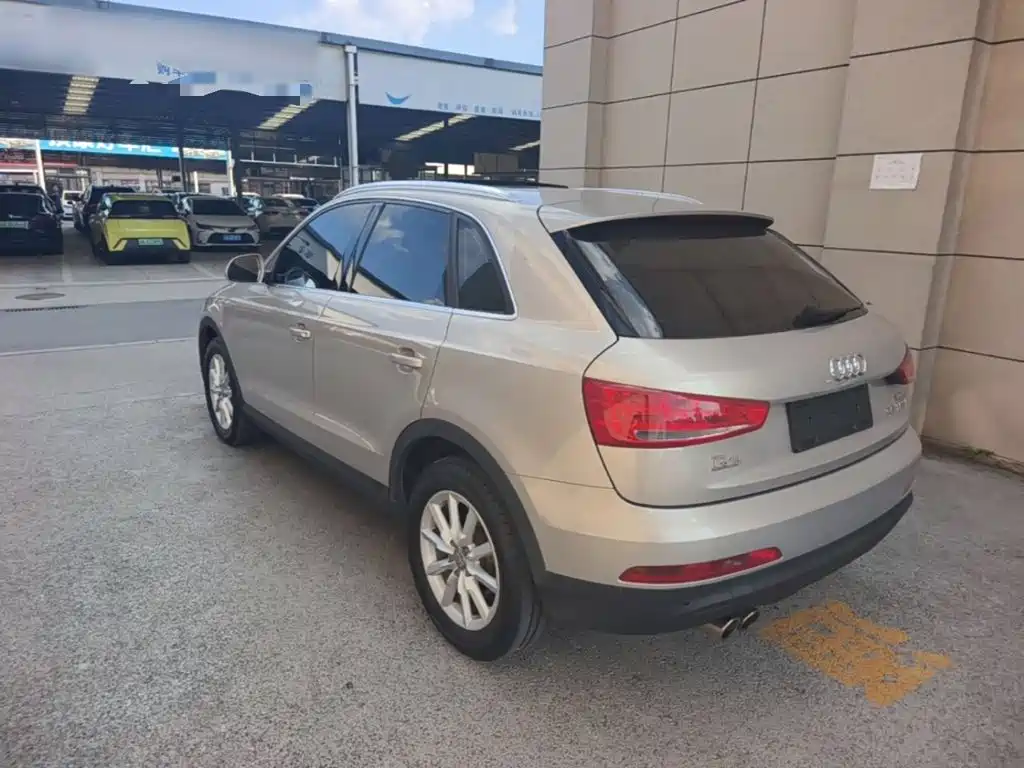 Audi Q3 — миниатюра 5