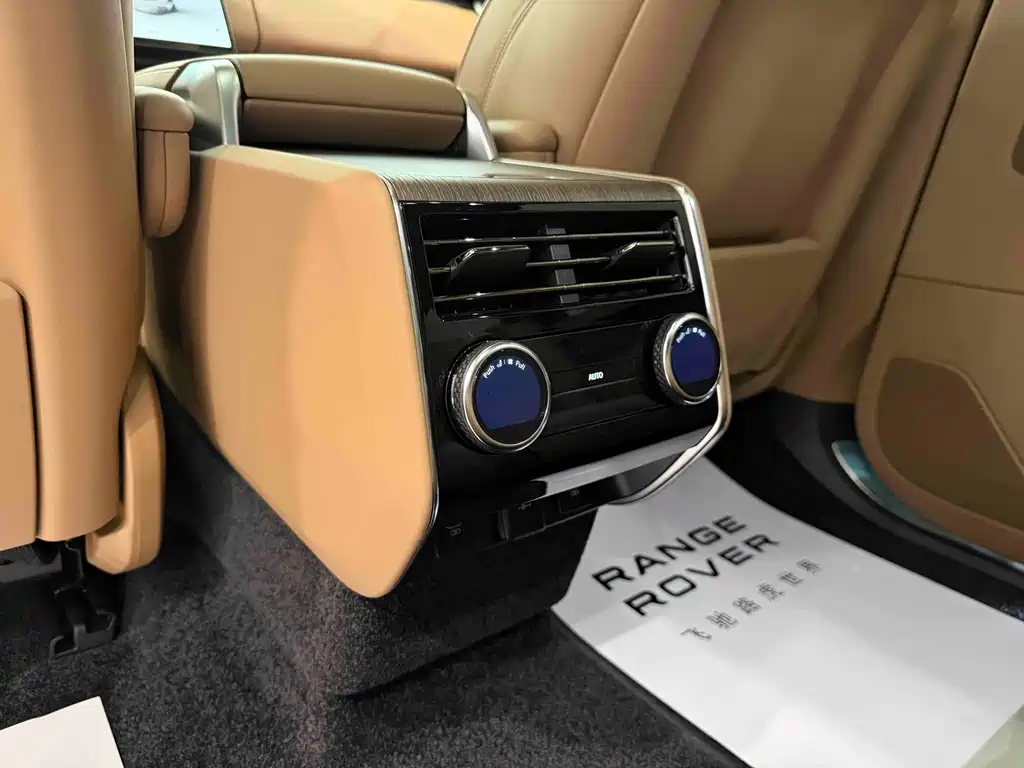 Land Rover Range Rover — миниатюра 16