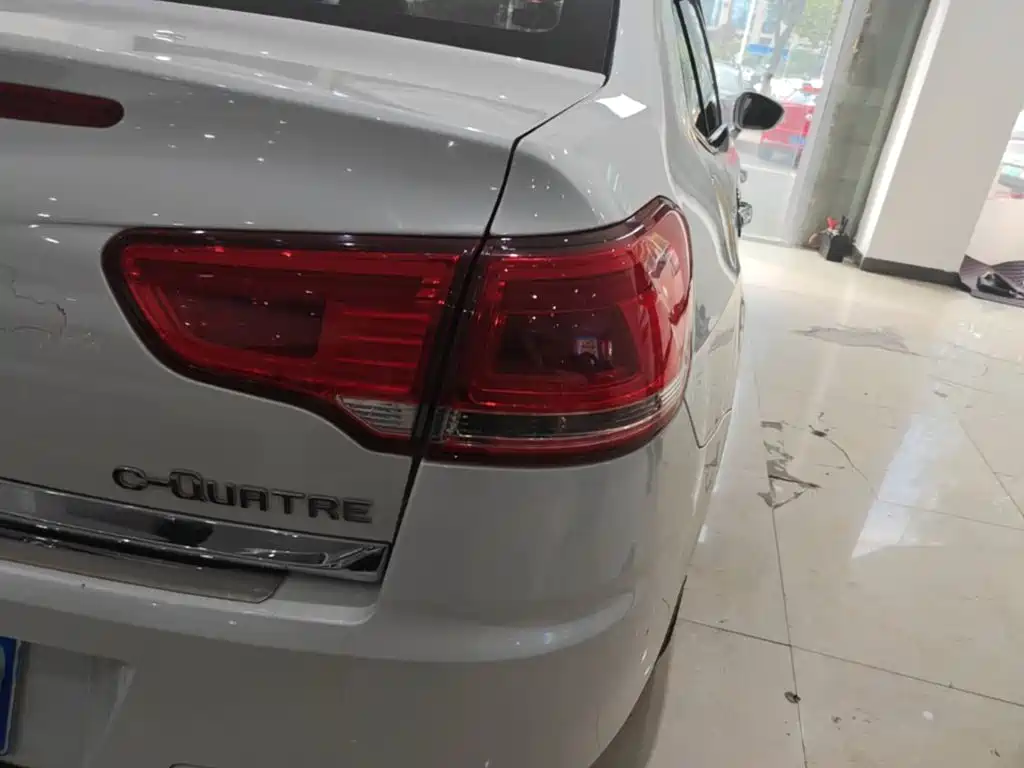 Citroen C-Quatre — миниатюра 8
