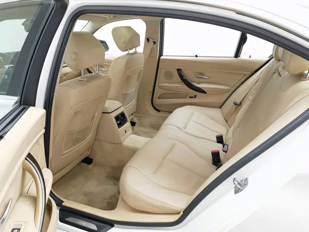 BMW 3 Series — миниатюра 15
