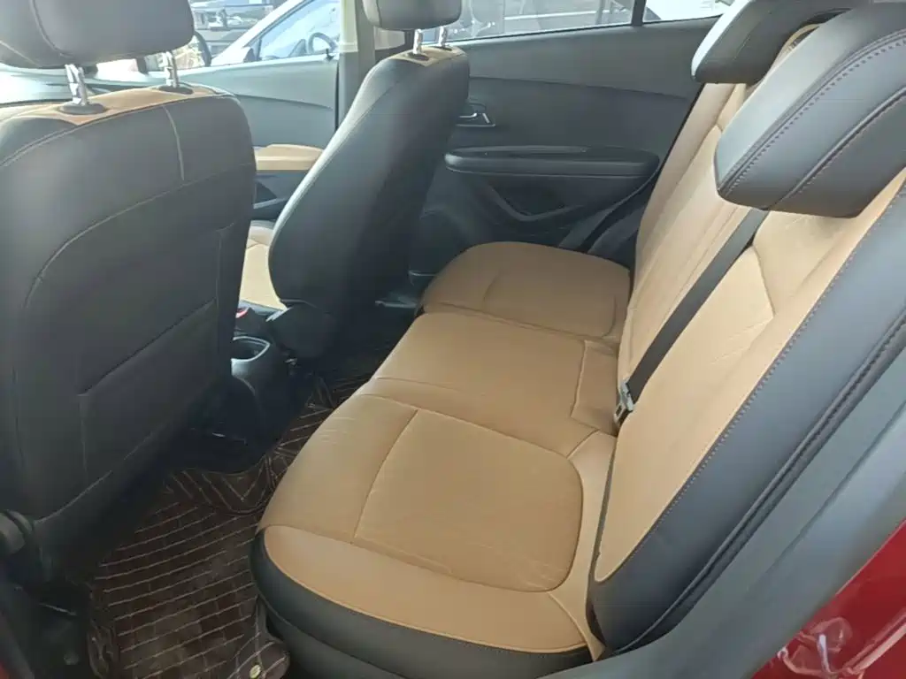 Chevrolet Trax — миниатюра 17