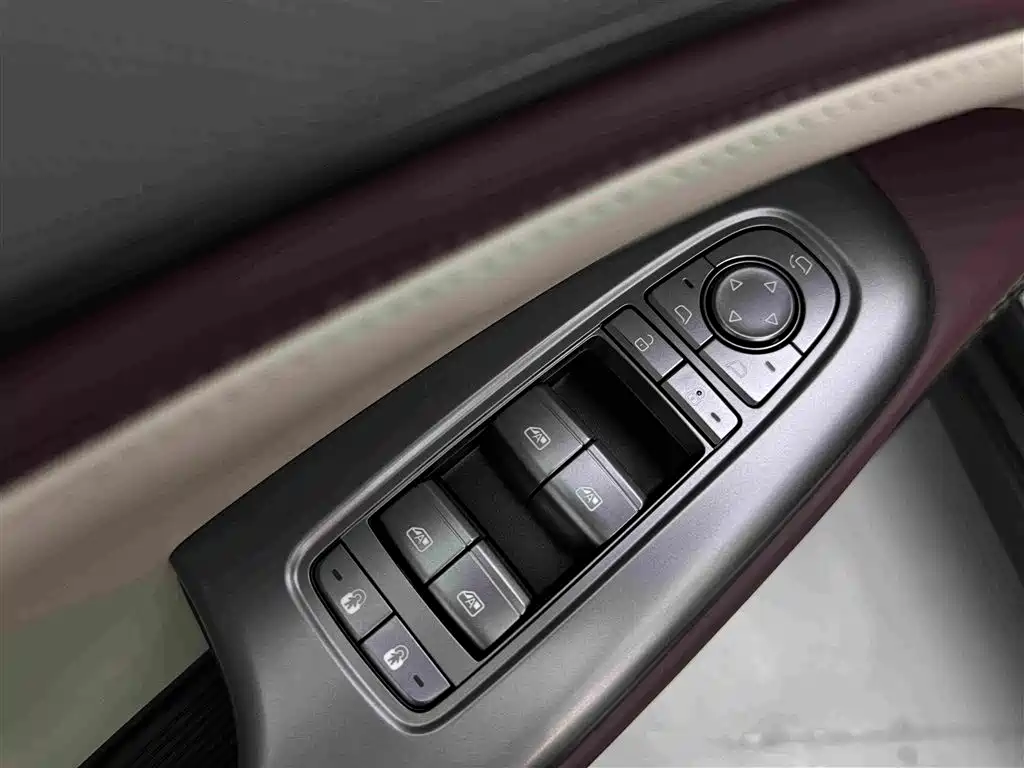 BYD Seal 07 DM-i — миниатюра 26