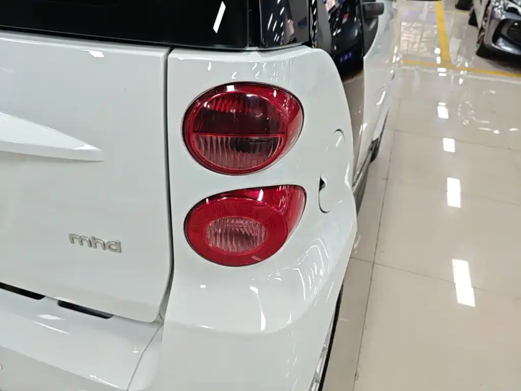 smart Smart Fortwo — миниатюра 8