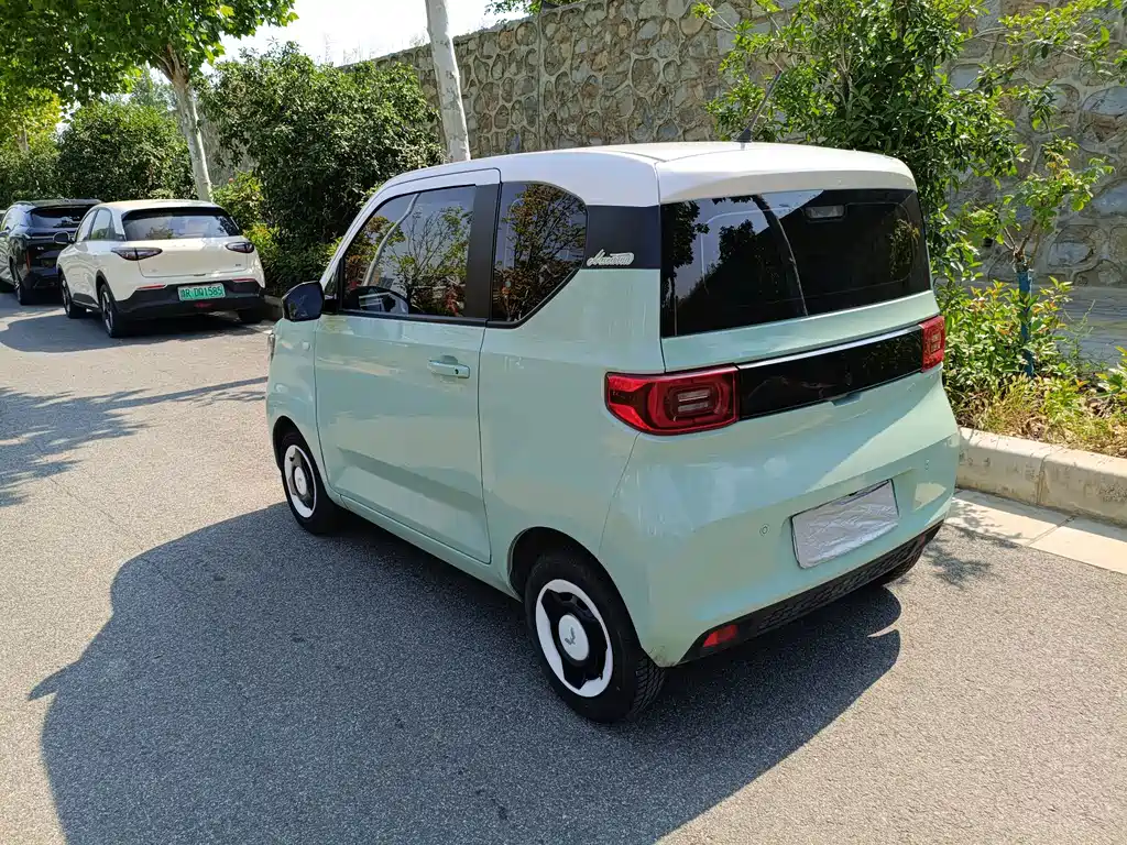 Wuling MINIEV — миниатюра 6