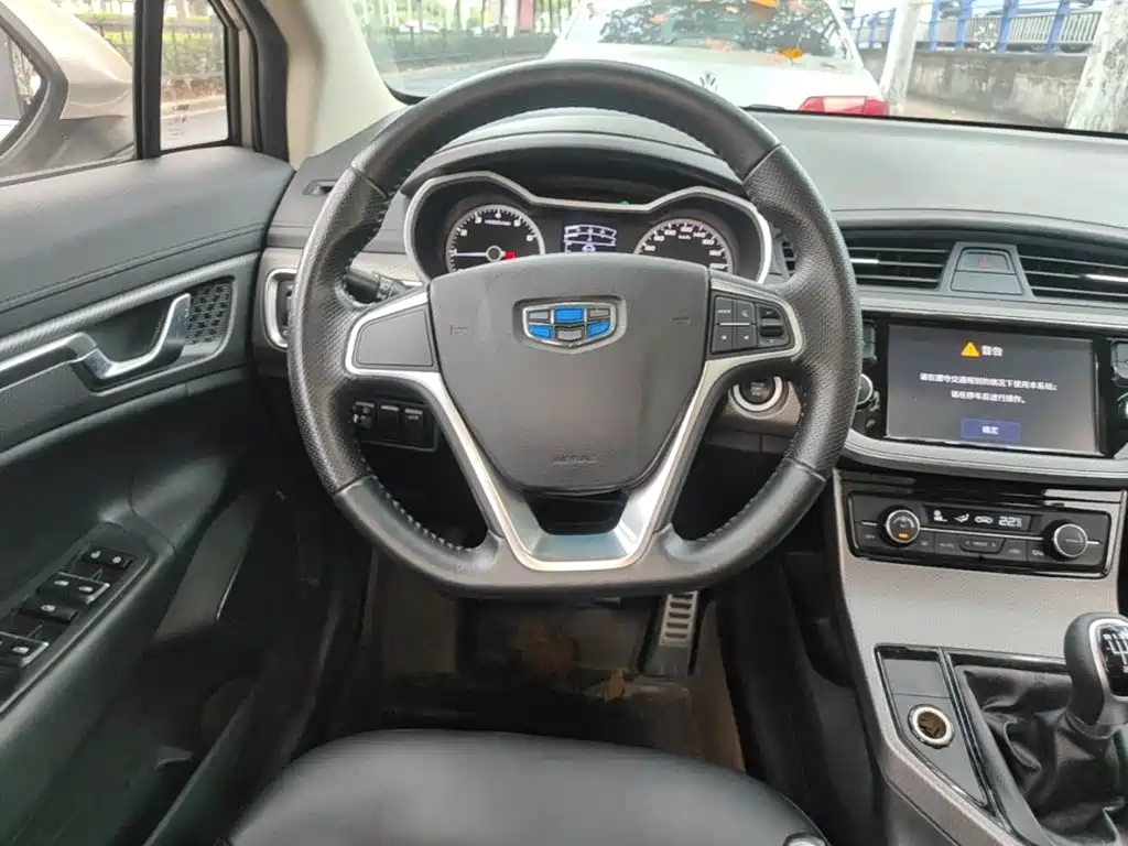 Geely Emgrand GS — миниатюра 15