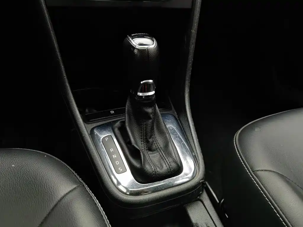 Skoda Rapid — миниатюра 13
