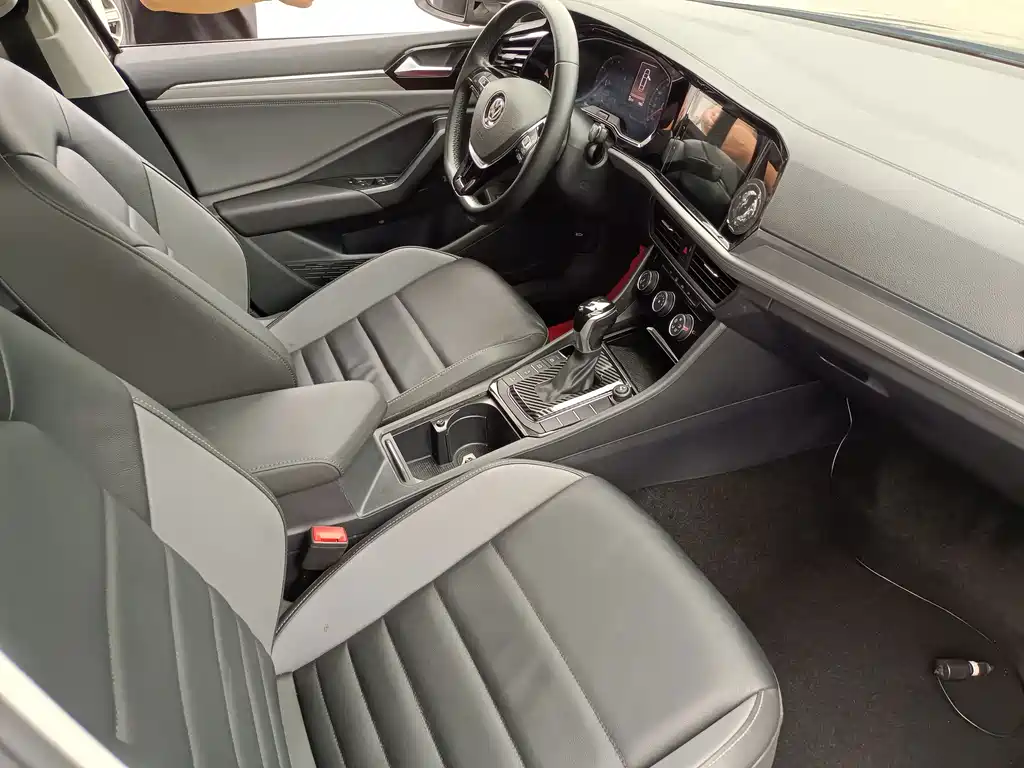 Volkswagen Sagitar — миниатюра 10