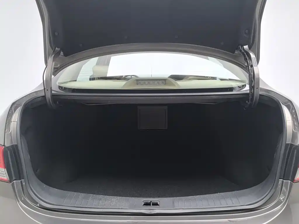Nissan Sylphy — миниатюра 16