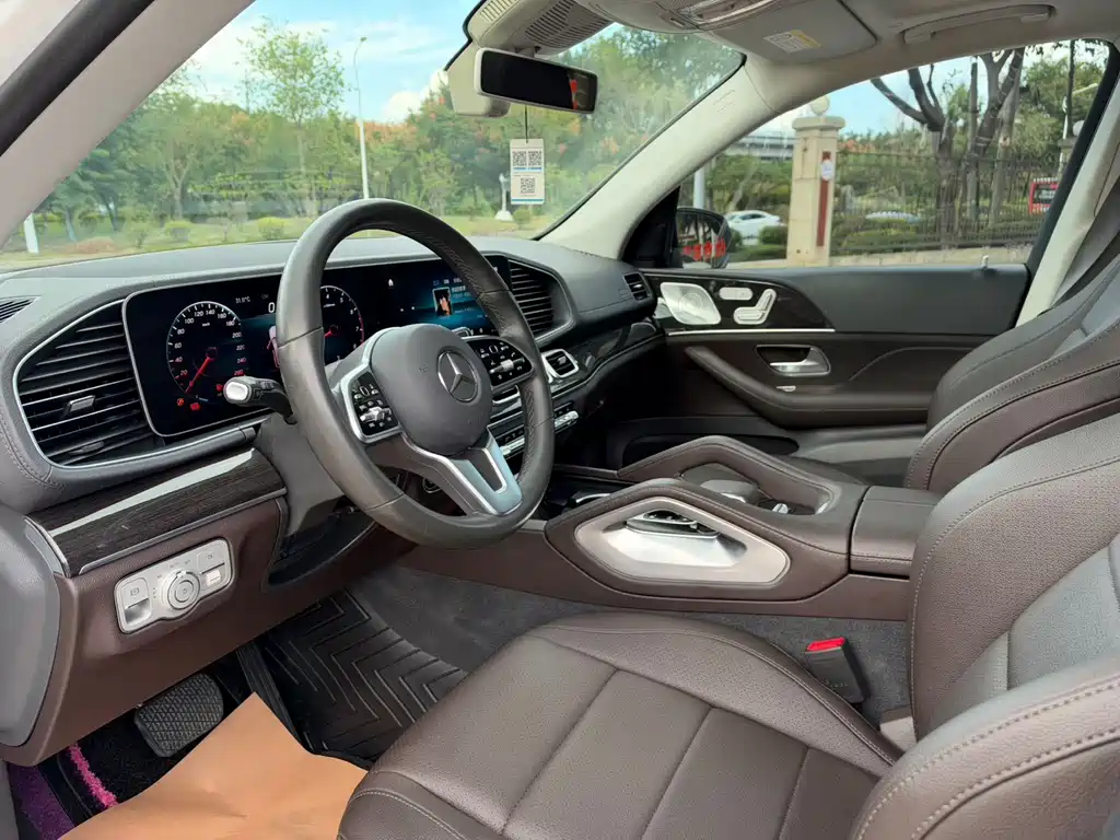 Mercedes-Benz GLE (Import) — миниатюра 4