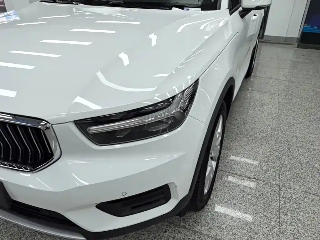 Volvo XC40 — миниатюра 24