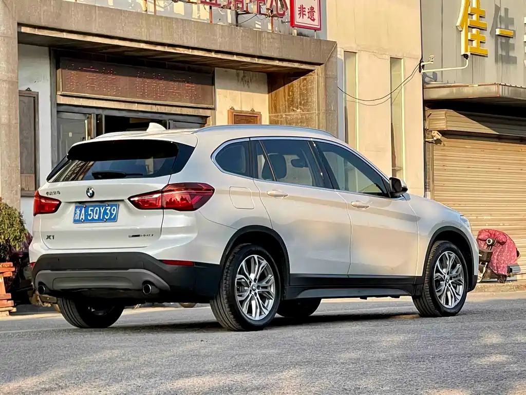 BMW X1 2019 sDrive20Li Lead