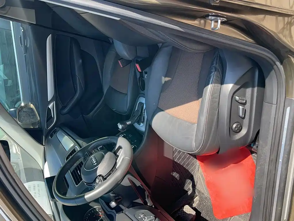 Audi Q3 — миниатюра 12
