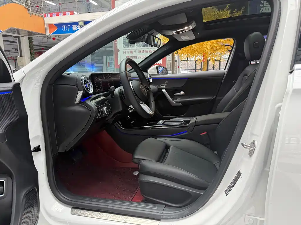 Mercedes-Benz A-Class — миниатюра 9