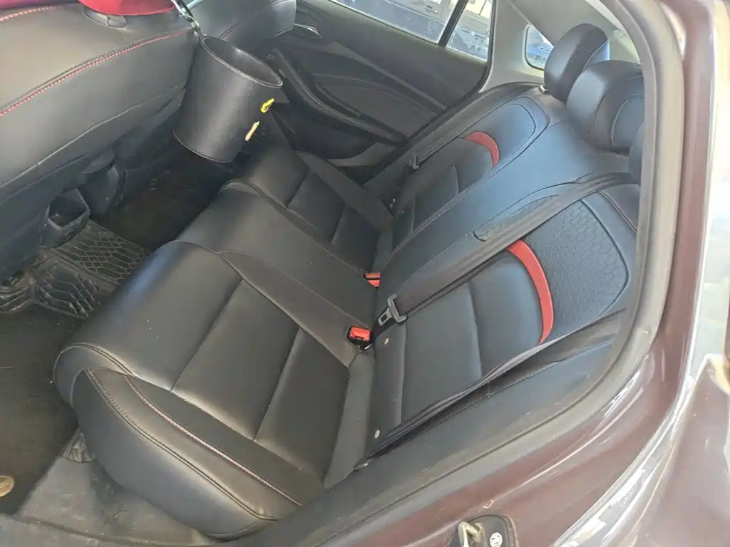 MG MG5 — миниатюра 17
