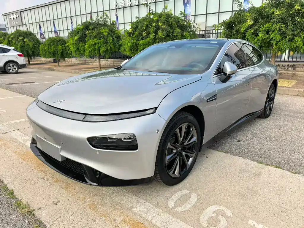 XPeng P7