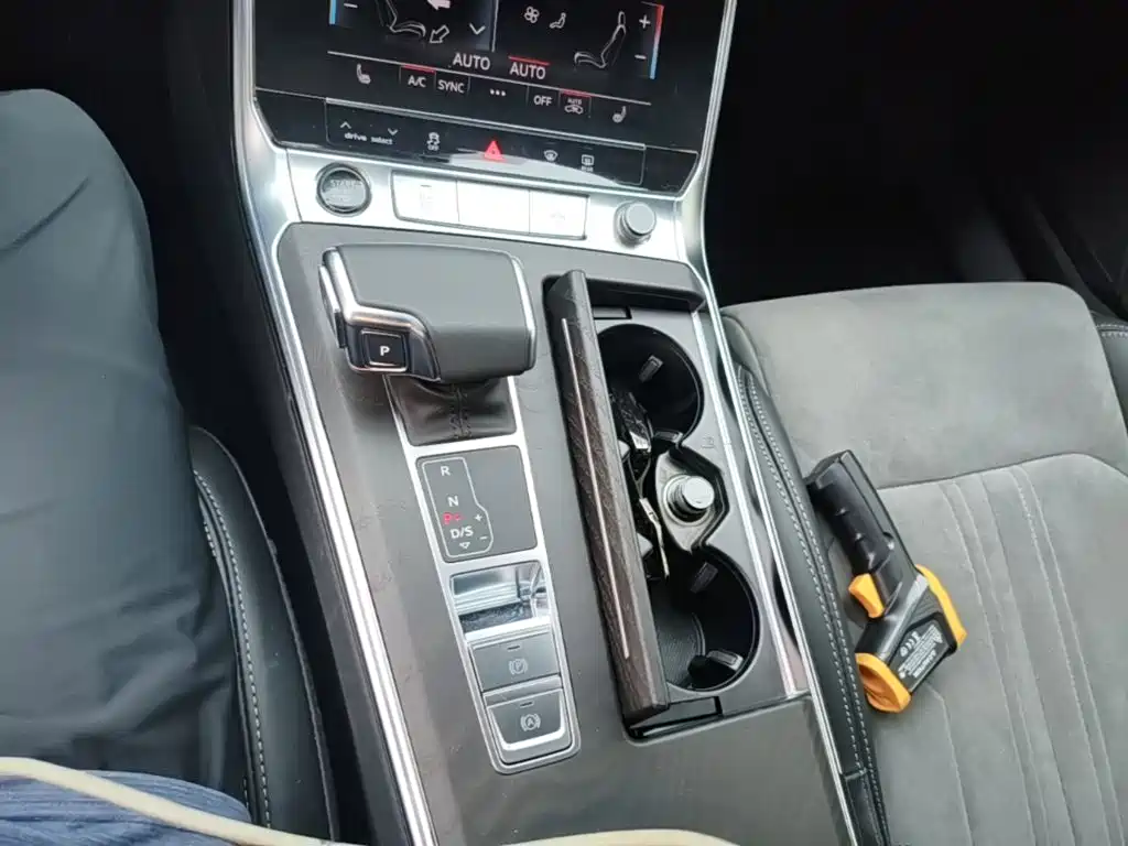Audi A6L — миниатюра 14