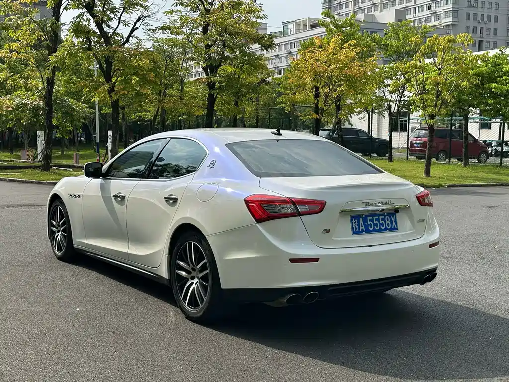 Maserati Ghibli — миниатюра 7