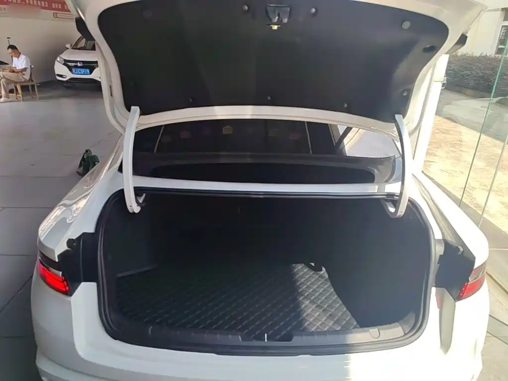 Geely Xingrui — миниатюра 19