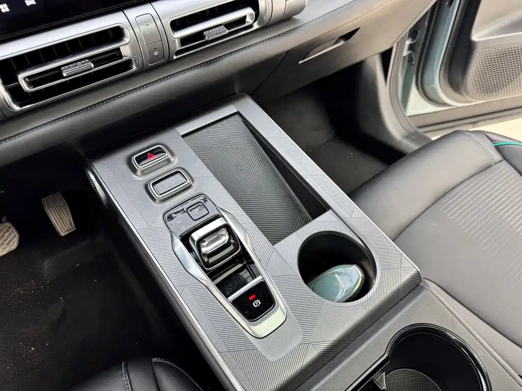 GAC Motor Shadow Cool — миниатюра 11
