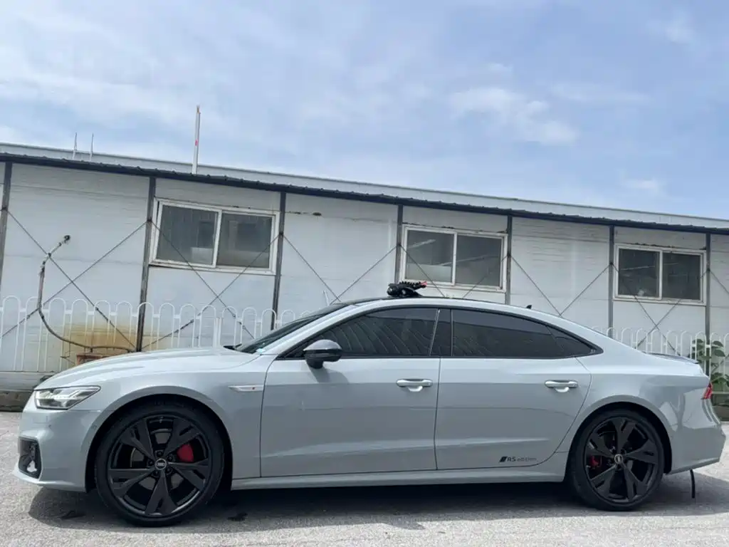 Audi A7L — миниатюра 9