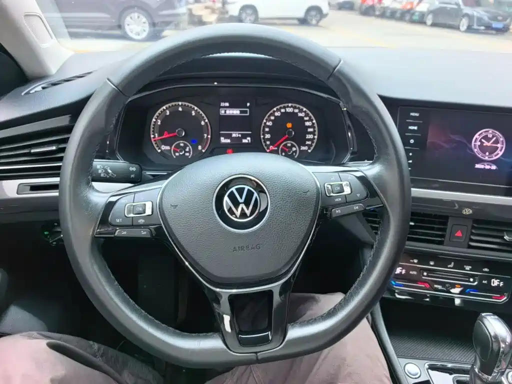 Volkswagen Bora — миниатюра 11